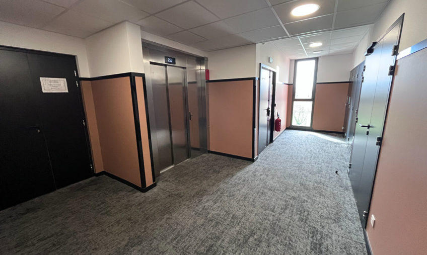 A VENDRE / A LOUER – BREST HERMITAGE – BUREAUX DE 273 M² - 1133