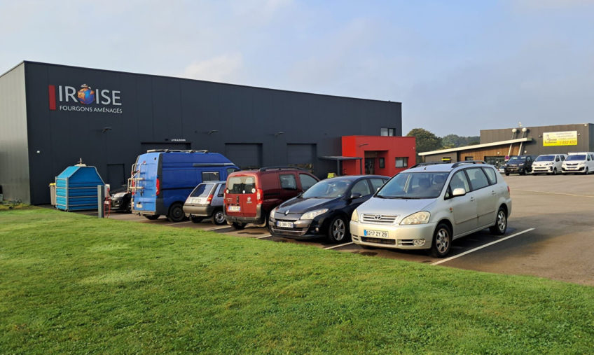 LOCAL ACTIVITE MILIZAC KERHUEL A LOUER - 1549