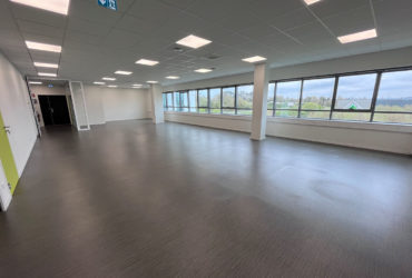 A LOUER – GUIPAVAS – Kergonan / Froutven – BUREAUX DE 334 M2