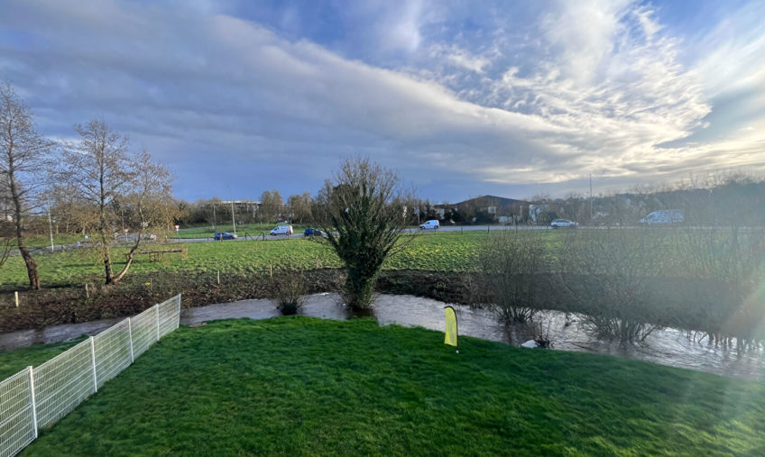 A LOUER – GOUESNOU – MESCADIOU – BUREAUX 270 M² - 1742