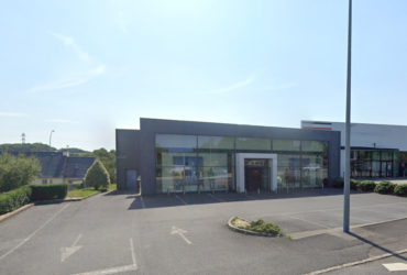 A LOUER LOCAL COMMERCIAL