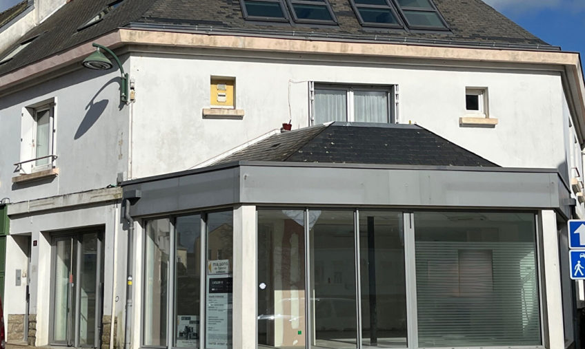 Beau local commercial  95 m2  au centre de Guidel - 1787