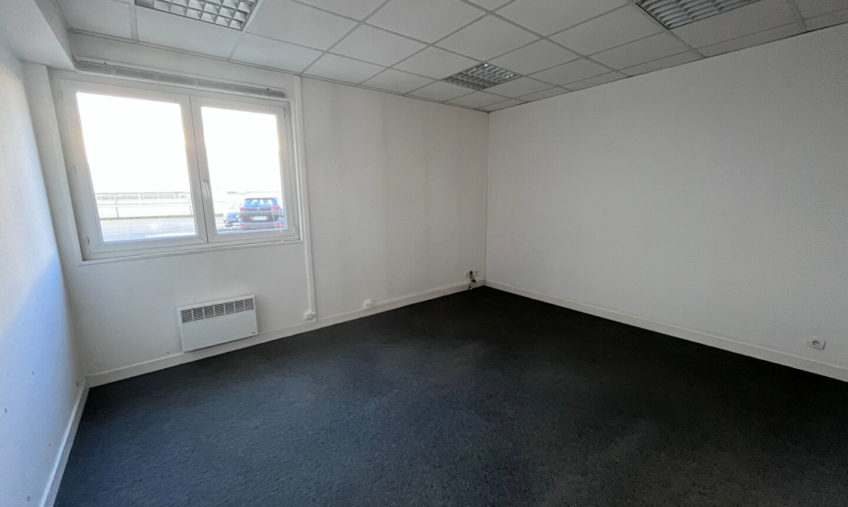 Local d&rsquo;activité Brest 240 m2 - 1807