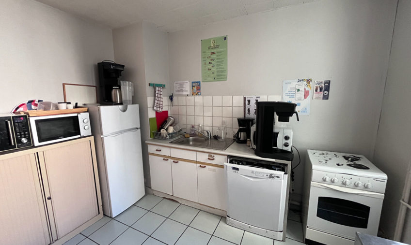 A LOUER – BREST QUARTIER SIAM – BATIMENT DE BUREAUX DE 640 M2 - 1819