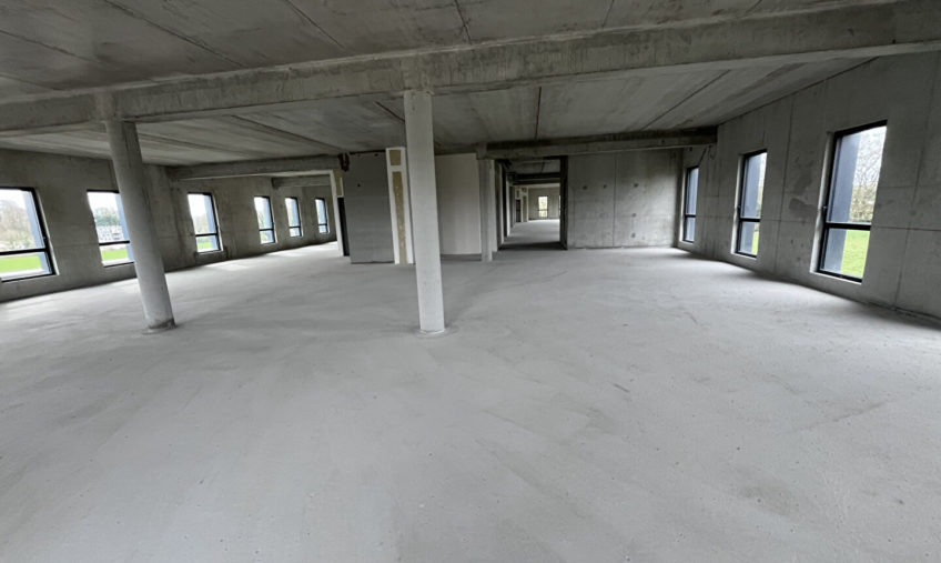 A VENDRE – GUIPAVAS PRAT PIP – BUREAUX NEUFS DE 551M² - 1832