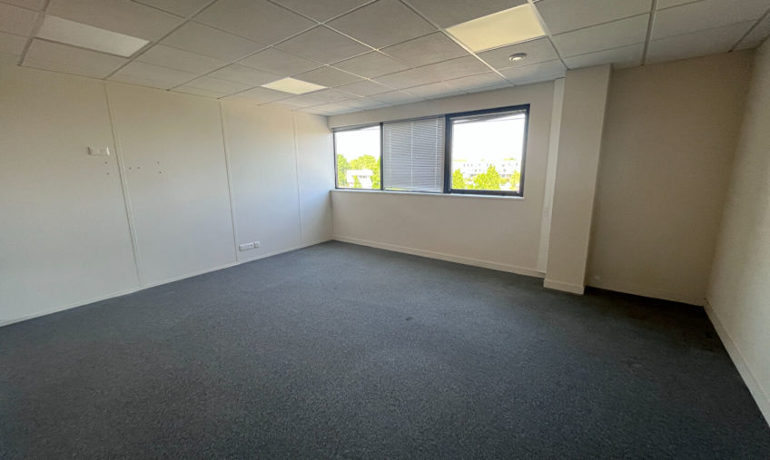A VENDRE / A LOUER – GUIPAVAS PRAT PIP – BUREAUX 519 M2 - 1846