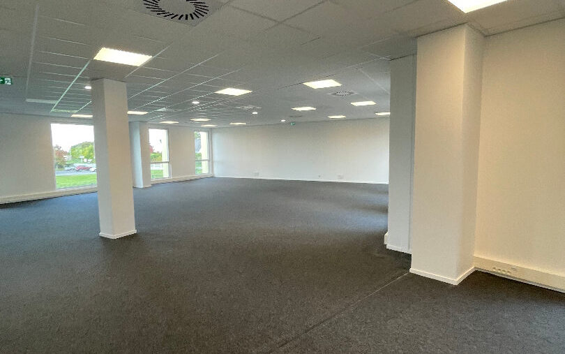 A LOUER – BREST LOSCOAT – BUREAUX 624 M² – BAIL PRECAIRE - 991