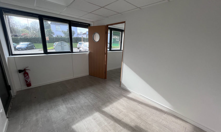 BUREAUX DE 33 M² – BREST KERGARADEC – A LOUER - 1719
