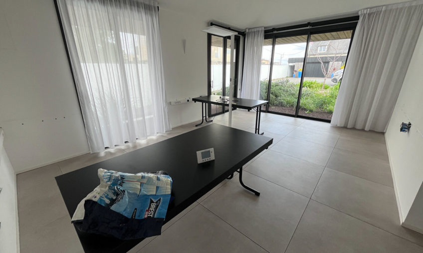 A VENDRE – BREST LAMBEZELLEC – BUREAUX D&rsquo;ARCHITECTE DE 189 M² - 1861