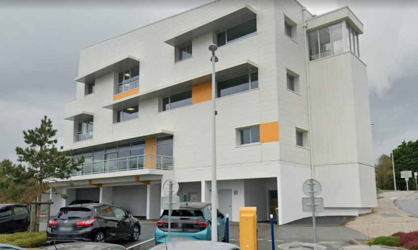 A LOUER – PLOUZANE TECHNOPOLE – BUREAUX DE 803 M2 DIVISIBLES - 580