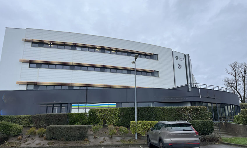 Local commercial  à vendre –  Opportunité rare – visible RN65 – - 1713