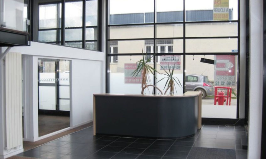 A LOUER – BREST PORT – LOCAL PROFESSIONNEL DE 135 M² – VUE MER - 1121