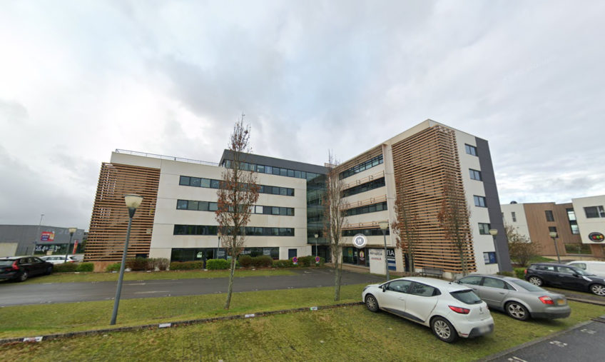 A VENDRE / A LOUER – BUREAUX DE 100 M2 – GUIPAVAS PRAT PIP - 1655