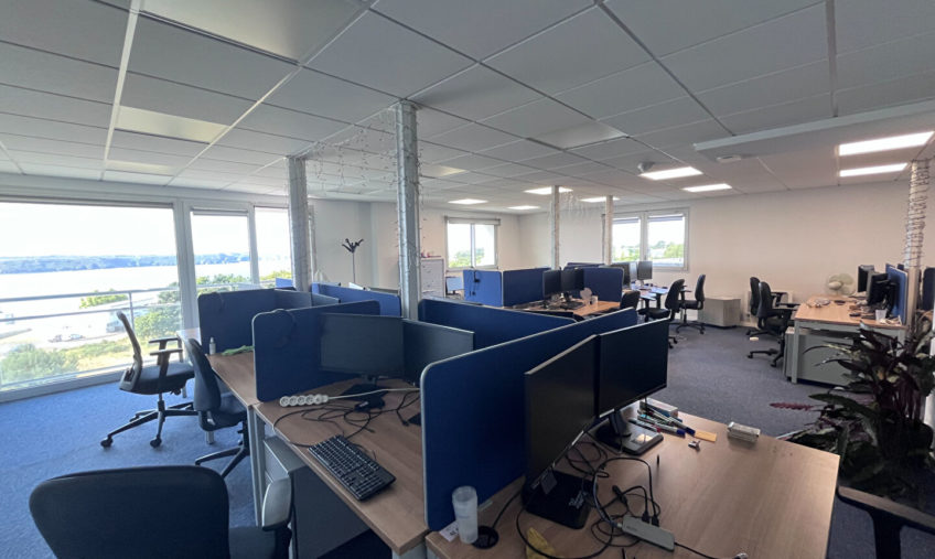 A LOUER – PLOUZANE TECHNOPOLE – BUREAUX DE 803 M2 DIVISIBLES - 580