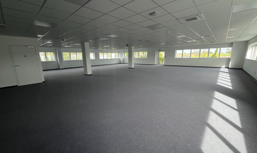 A LOUER – BREST TECHNOPOLE – BUREAUX DE 617 M² - 901