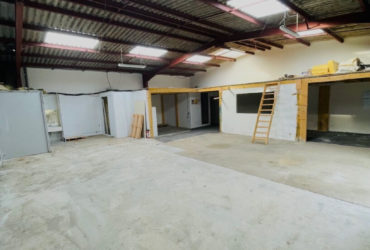 Local d&rsquo;activité 175m² BREST KERGONAN