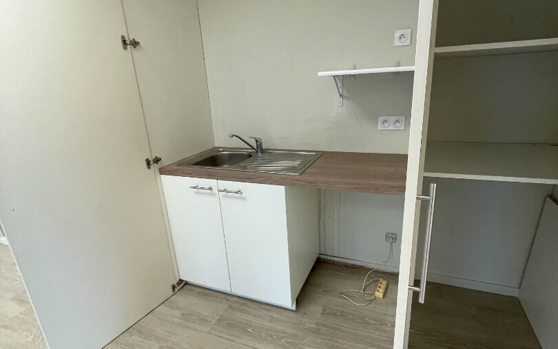 A LOUER – BREST KERGONAN – BUREAUX DE 183 M2 - 1188