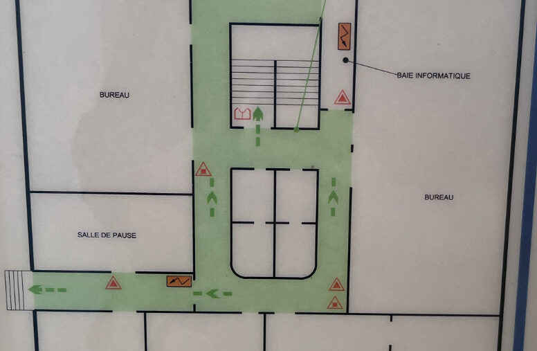 A LOUER – GOUESNOU KERGARADEC  – BUREAUX DE 319 M2 - 1293