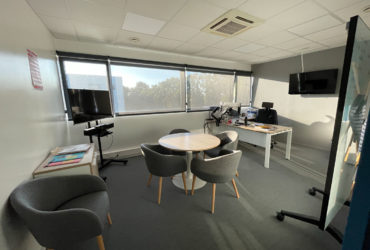GUIPAVAS – AEROPORT – A LOUER PLATEAU DE BUREAUX DE 1370 M2
