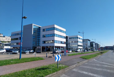 A LOUER – BUREAUx de 220 m2 – PORT DE COMMERCE