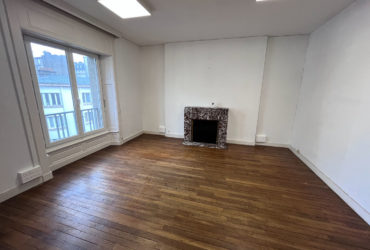À vendre – Triangle d&rsquo;Or – Hyper centre de Brest – Bureaux de 156 m²