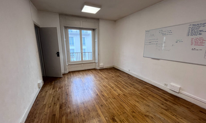 À vendre – Triangle d&rsquo;Or – Hyper centre de Brest – Bureaux de 156 m² - 1688