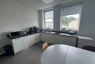 A LOUER – BREST KERGONAN – BUREAUX DE 300M2