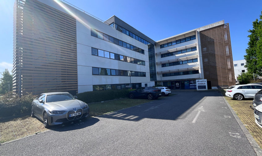 A VENDRE / A LOUER – GUIPAVAS PRAT PIP – BUREAUX 178 M2 - 1840