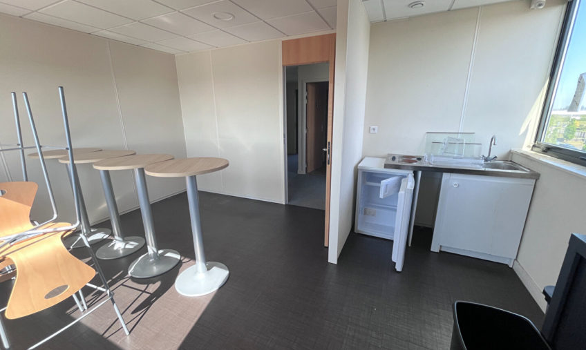 A VENDRE / A LOUER – GUIPAVAS PRAT PIP – BUREAUX 519 M2 - 1846