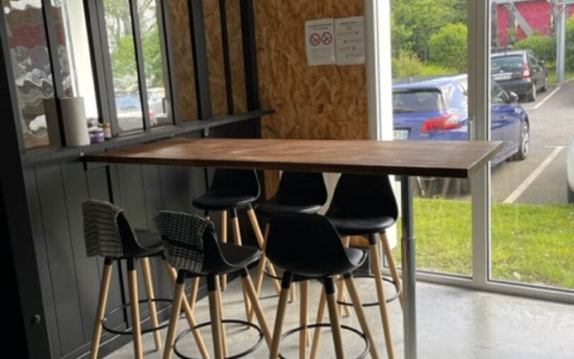 A VENDRE – GUIPAVAS AEROPORT – LOCAL PROFESSIONNEL DE 200 M² - 1893