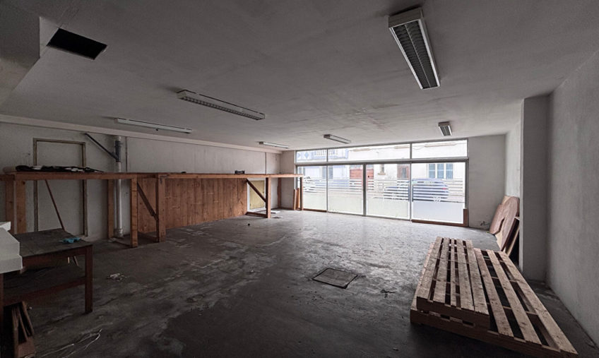 Local commercial – 425m² – Lorient Gare SNCF. - 1897