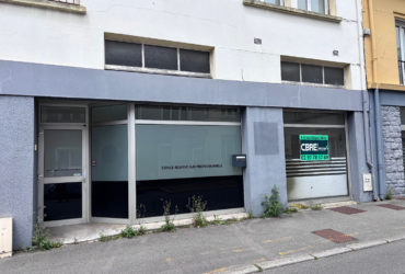 Local commercial – 425m² – Lorient Gare SNCF.
