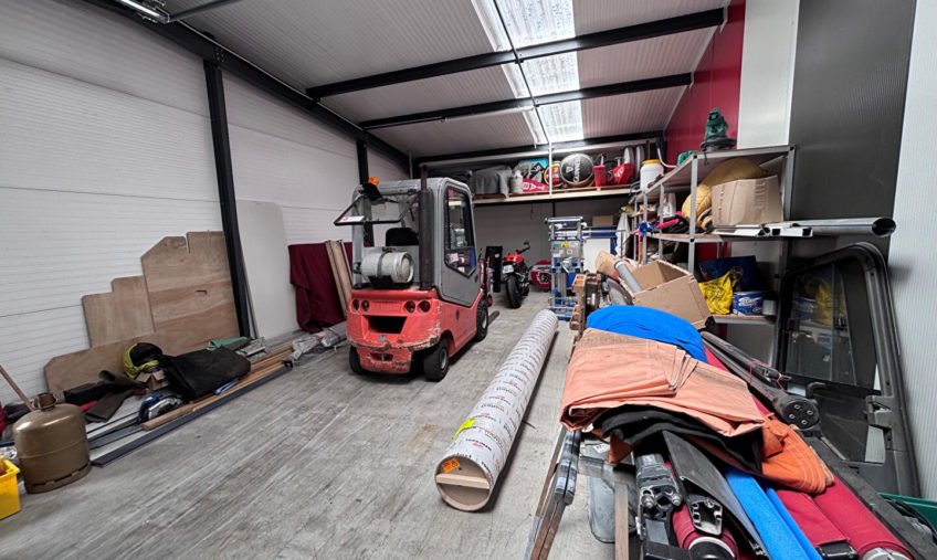 Local d&rsquo;activités – 450m² – Lorient Nord - 1905