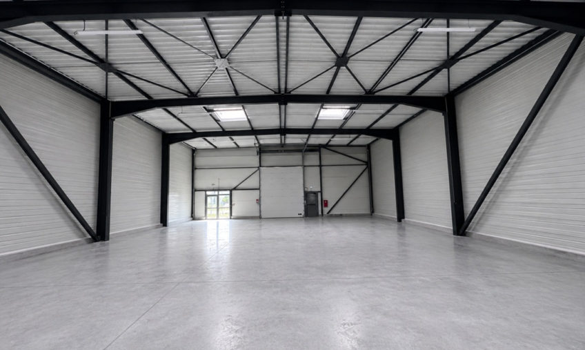 Local d&rsquo;Activités – 468m² – Merlevenez - 1912