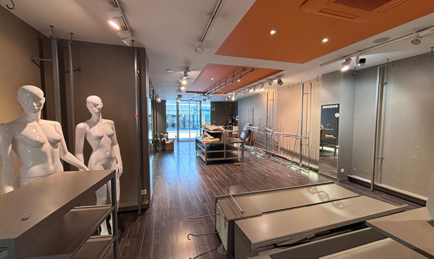 Local commercial – 138m² – Coeur de ville - 1913