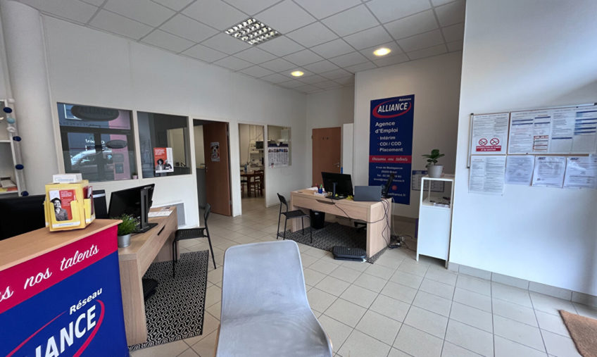 A VENDRE – BREST PORT DE COMMERCE – LOCAL PROFESSIONNEL DE 156 M² - 1917