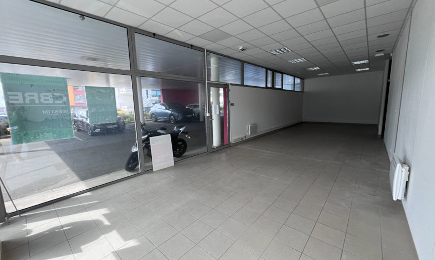 A LOUER – BREST PORT DE COMMERCE – LOCAL PROFESSIONNEL DE 156 M² - 1918