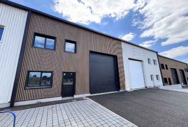 Local d&rsquo;activité – 130m² – Brut de béton