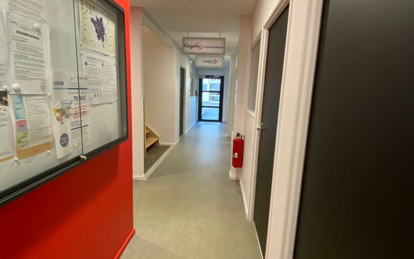 LOCAL D&rsquo;ACTIVITES  – 586 m² – AURAY - 1928
