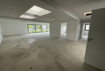 LOCAL COMMERCIAL BREST RIVE DROITE A LOUER - 11570