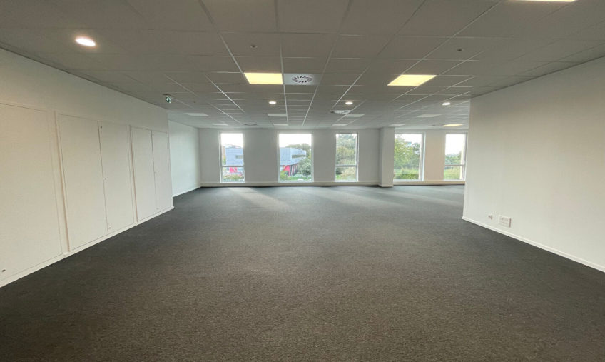 A LOUER – BREST LOSCOAT – BUREAUX 624 M² – BAIL PRECAIRE - 991
