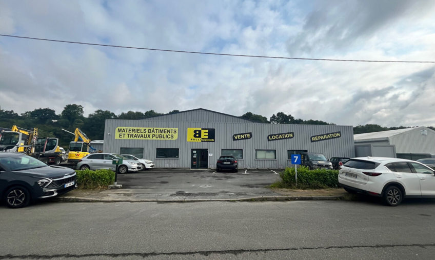 Local d&rsquo;activité Landivisiau 650 m2 - 1320