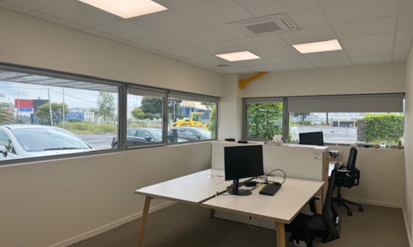 A LOUER – BREST PORT DE COMMERCE – IMMEUBLE DE BUREAUX DE 1099 M² - 1369