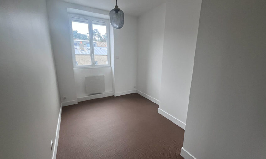 A LOUER – BREST PORT DE COMMERCE – BUREAUX 60 M2 - 1486