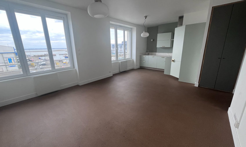 A LOUER – BREST PORT DE COMMERCE – BUREAUX 60 M2 - 1486