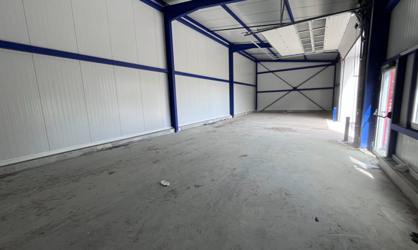 Cellules d&rsquo;activités neuves – Plougastel Daoulas 150 m2 - 1572