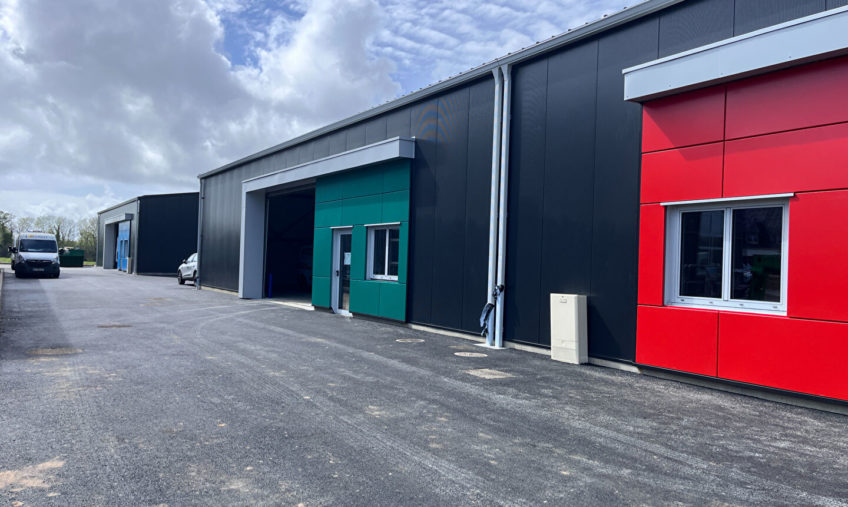 Cellules d&rsquo;activités neuves – Plougastel Daoulas 150 m2 - 1572