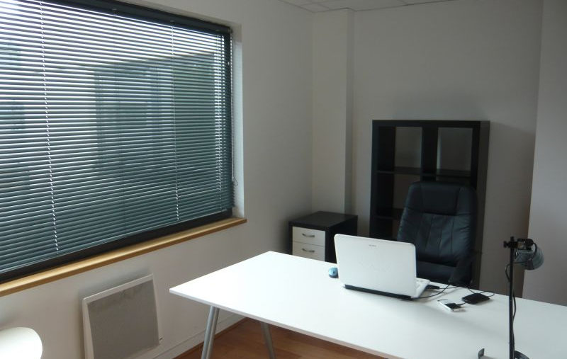 A LOUER –  BREST PORT DE COMMERCE – BUREAUX 84 M2 - 1590