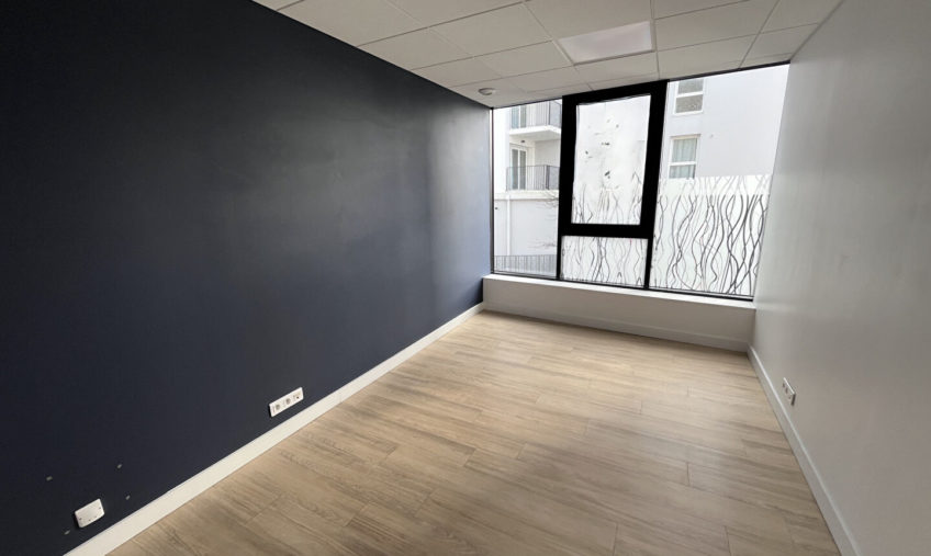A LOUER – BREST RIVE DROITE – BUREAUX DE 103 M² - 1732