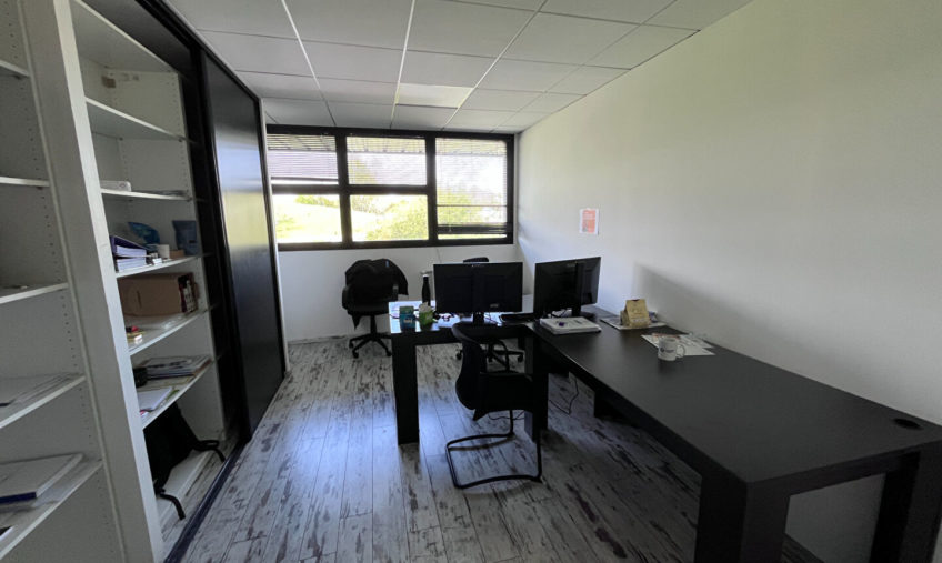 A LOUER – GUIPAVAS – BUREAUX DE 430 M2 - 1821